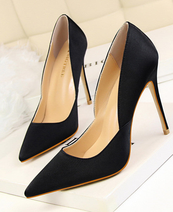 Pointed Toes Slip On Pumps Sexy Shoes Black