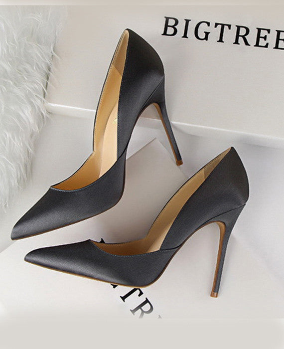 Pointed Toes Slip On Pumps Sexy Shoes Gray