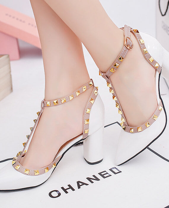 Rivets Pointed High Heels Hollowed Out Sandal