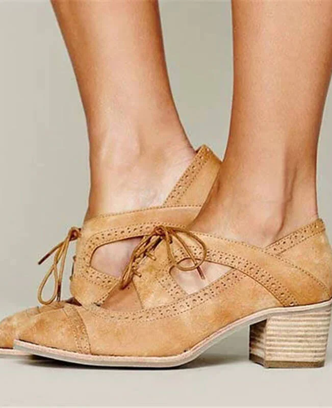 Hollow Out Buckle Oxford Shoes