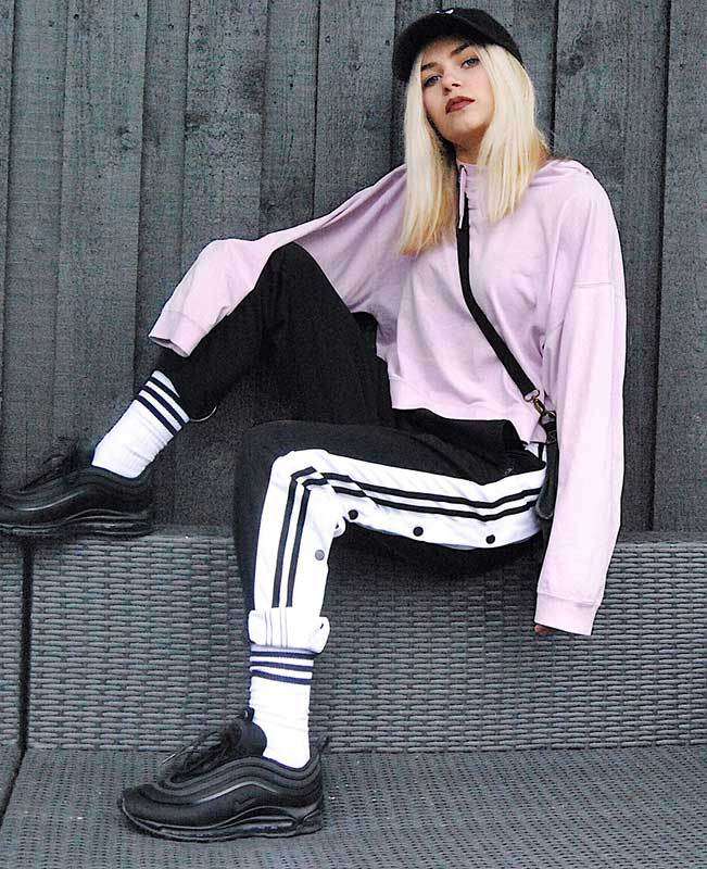Side Split Black and White Striped Trousers-3