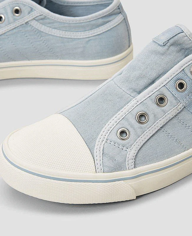 Round Toe Canvas Shoes