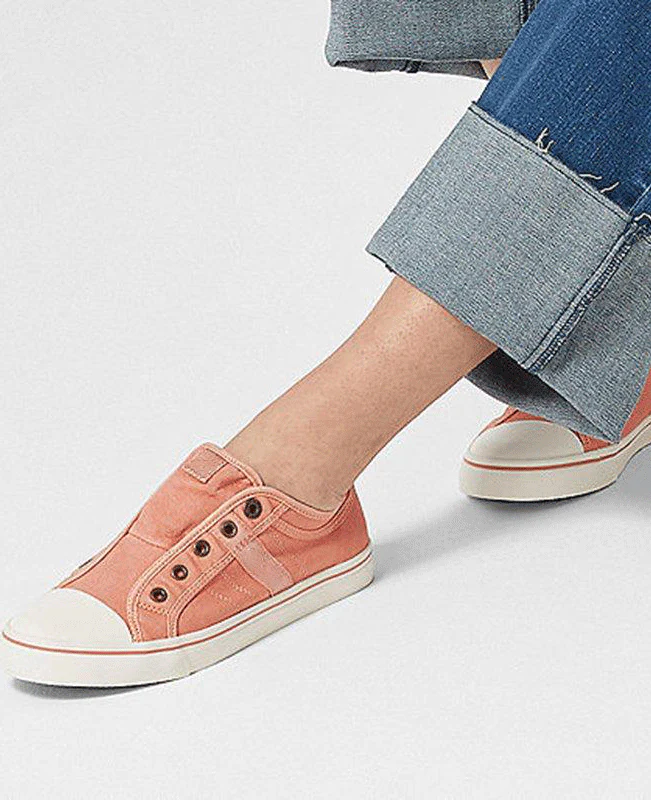 Round Toe Canvas Shoes