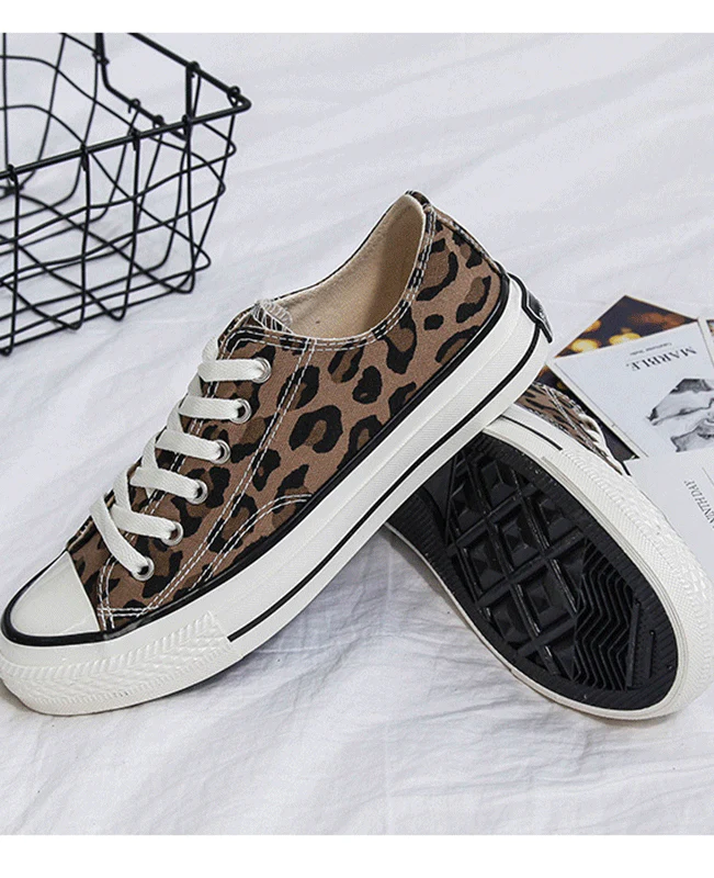 Leopard Printed Lace Up Flats-11