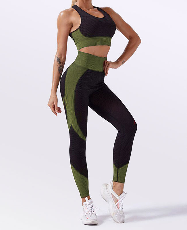 Women Tight Yoga Pants and Cropped Workout Top