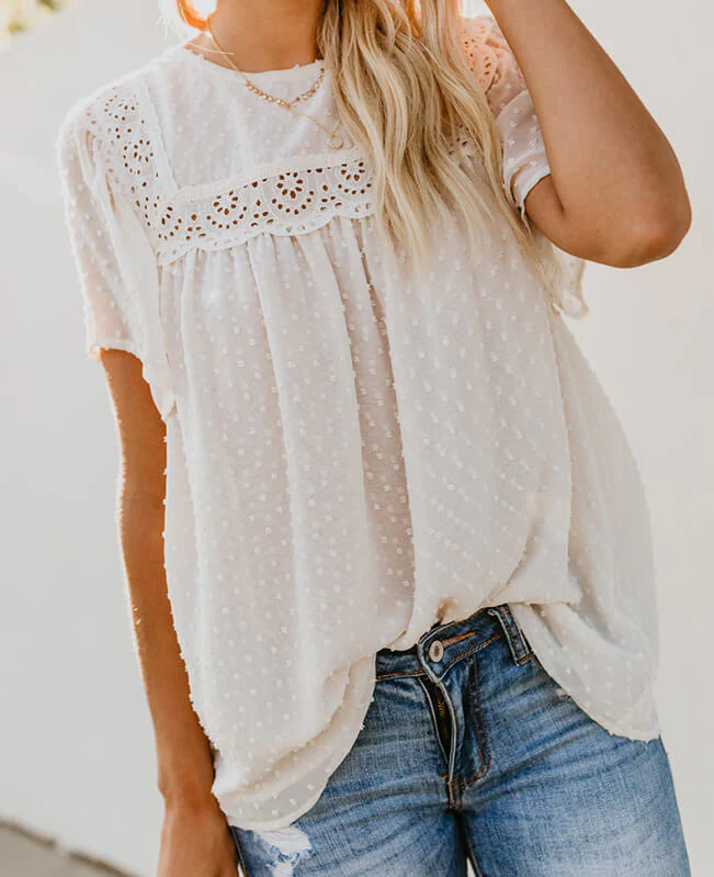 Chiffon Sleeveless Hollow Lace Vest Shirt