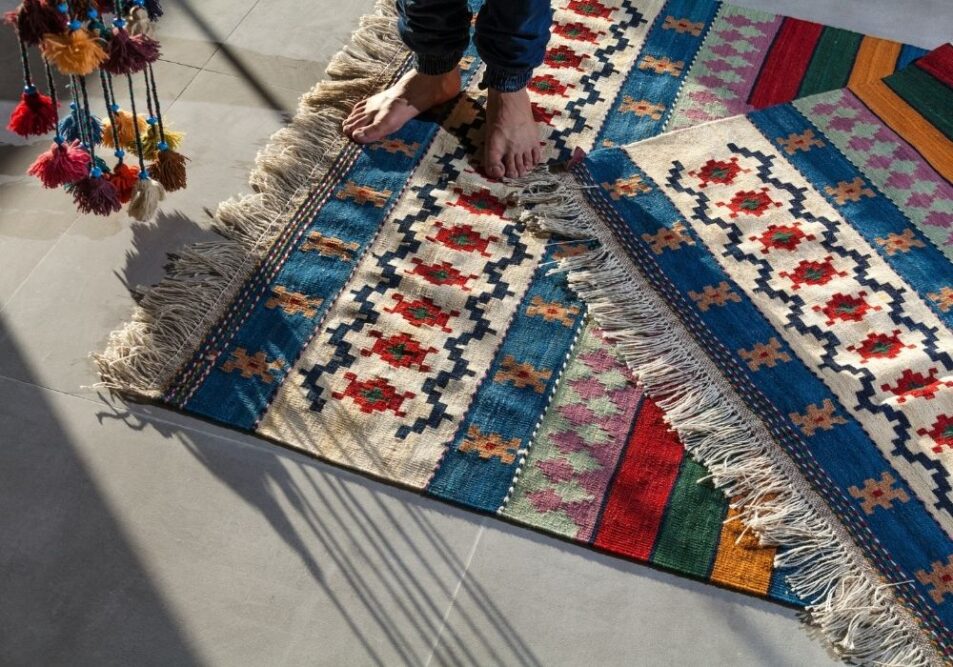 rugs under bed