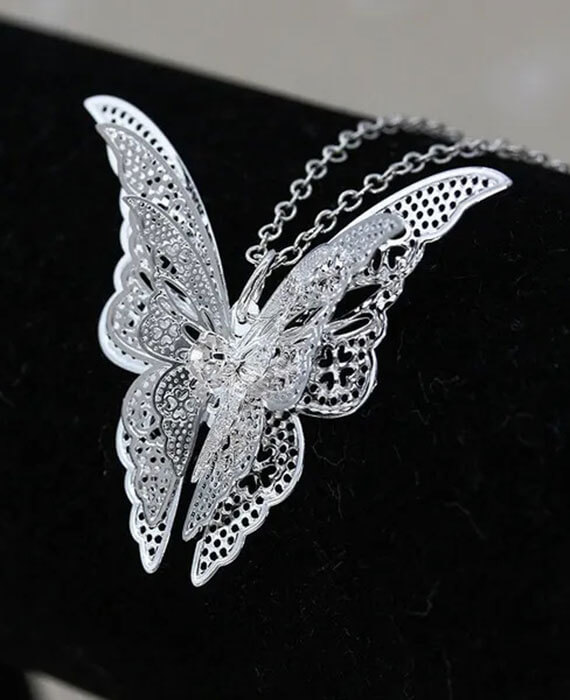 Lovely Butterfly Pendant Women Jewelry 4