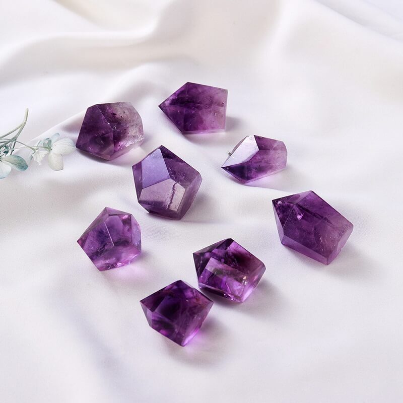 Mini Brazilian Amethyst Crystal Towar 3