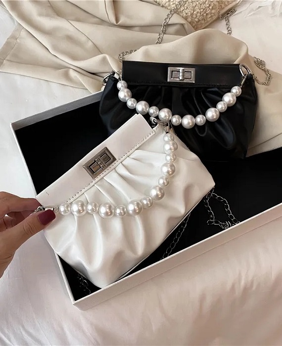 Pearl Handbag Cloud Chain Crossbody Bag 3