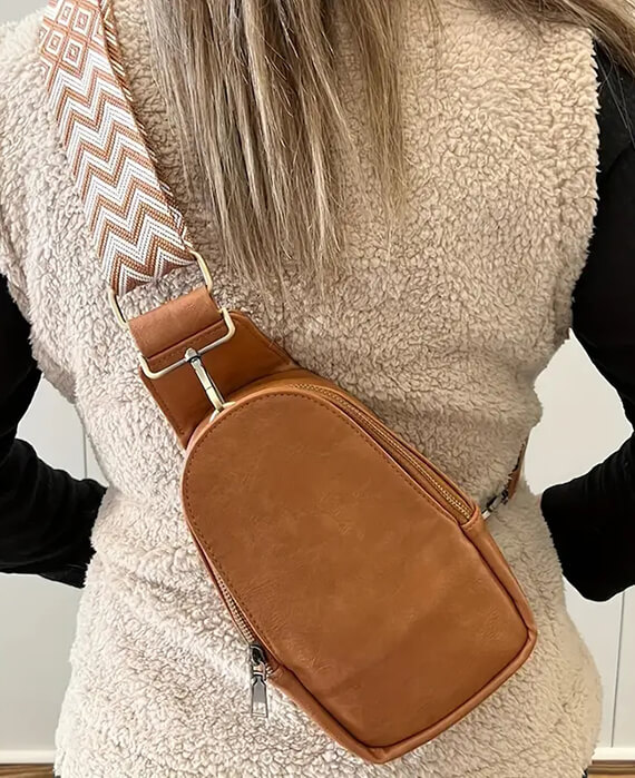 Vintage Style Chest Bag Geometric Strap Crossbody Bag 2