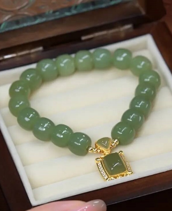 Natural Imitation Hetian Jade Bracelet Bulk Buy 4