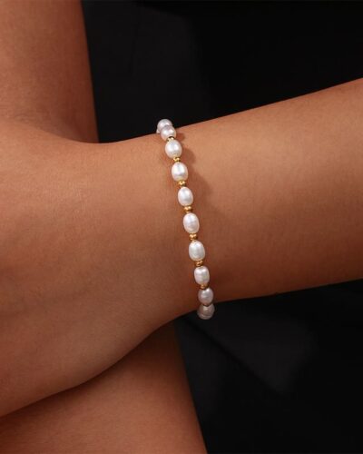 Vintage Elegant Freshwater Pearl Bracelet for Women