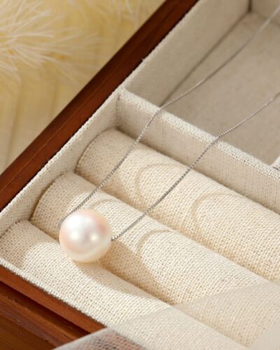 Versatile Single Pink Mother-of-Pearl Necklace Chain