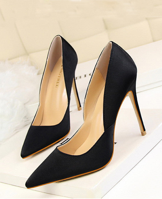Pointed Toes Slip On Pumps Sexy Shoes Black
