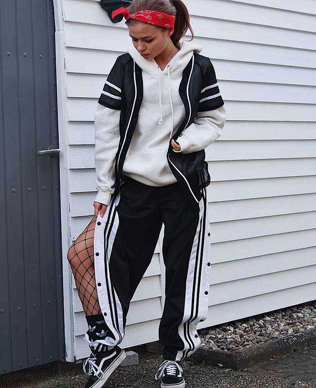 Side Split Black and White Striped Trousers-5