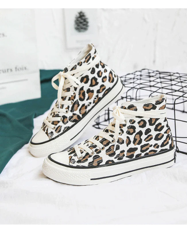 Leopard Printed Lace Up Flats-7