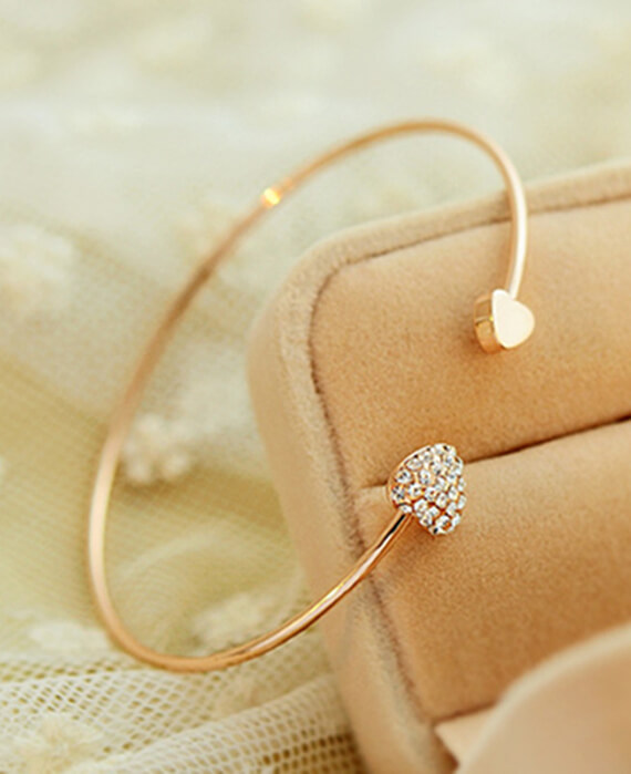 Heart-shaped Gold-plated Love Bracelet Opening Bracelet