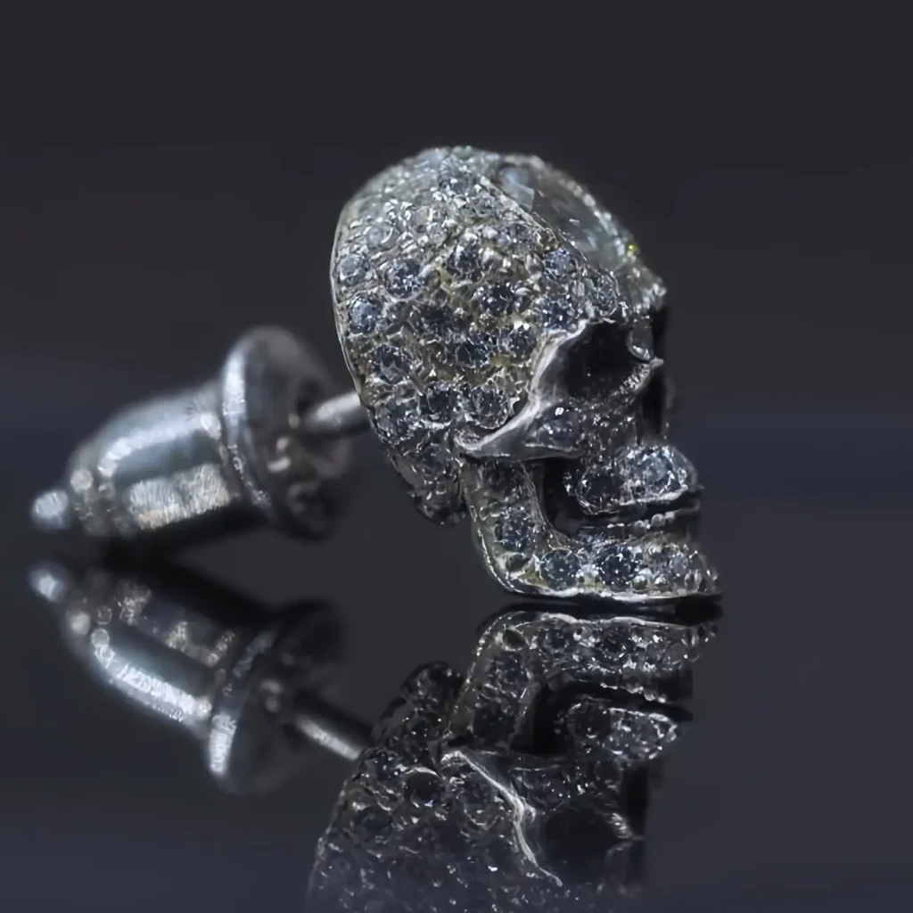 1Pair 925 Silver Plated Synthetic Zirconia Men's Skull Earrings