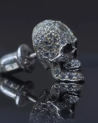 1Pair 925 Silver Plated Synthetic Zirconia Men's Skull Earrings