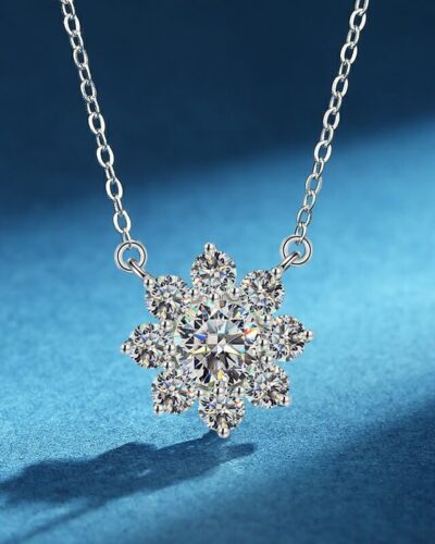 925 Sterling Silver Moissanite Necklace with Inlay Flower Pendant
