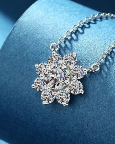 925 Sterling Silver Moissanite Necklace with Inlay Flower Pendant