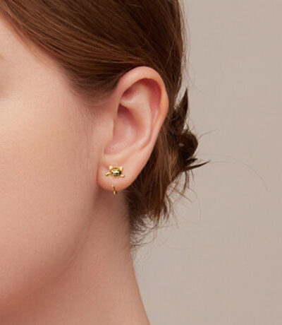 Alternative Ansicht von Cute 925 Sterling Silver Cat Huggie Earrings