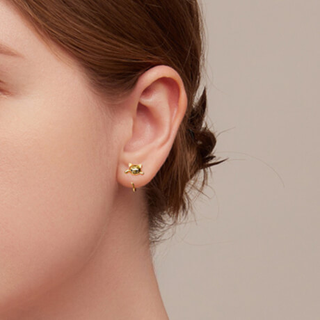 Alternative view of Cute 925 Sterling Silver Cat Huggie Earrings