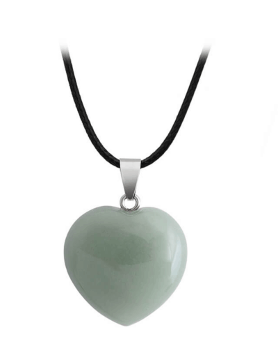 Hand-Carved Heart Shaped Pendant Crystal Necklace Unisex Wholesale