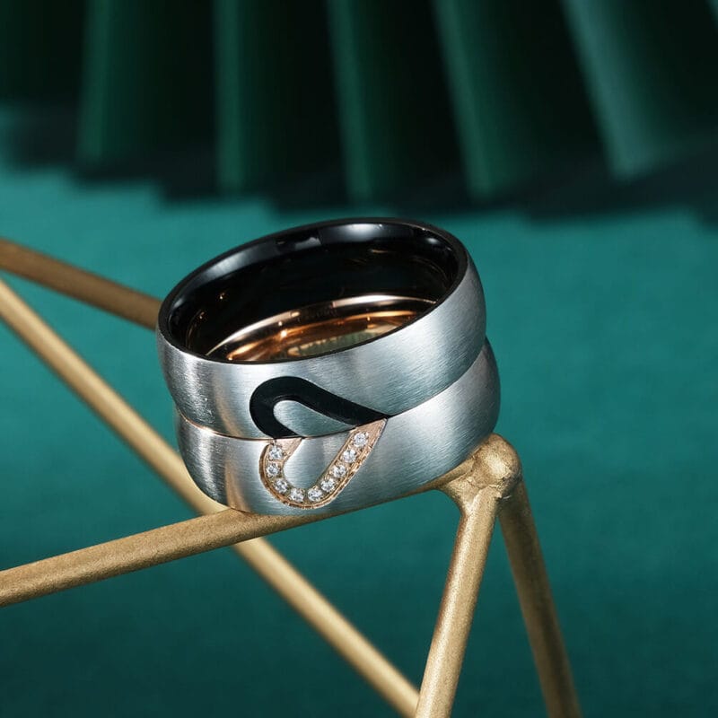Half Heart Stainless Steel Couple Rings Wholesale 5