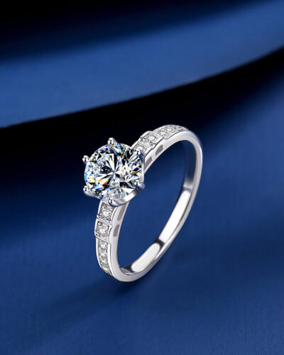 Moissanite Diamond Engagement Rings with 6 Prong