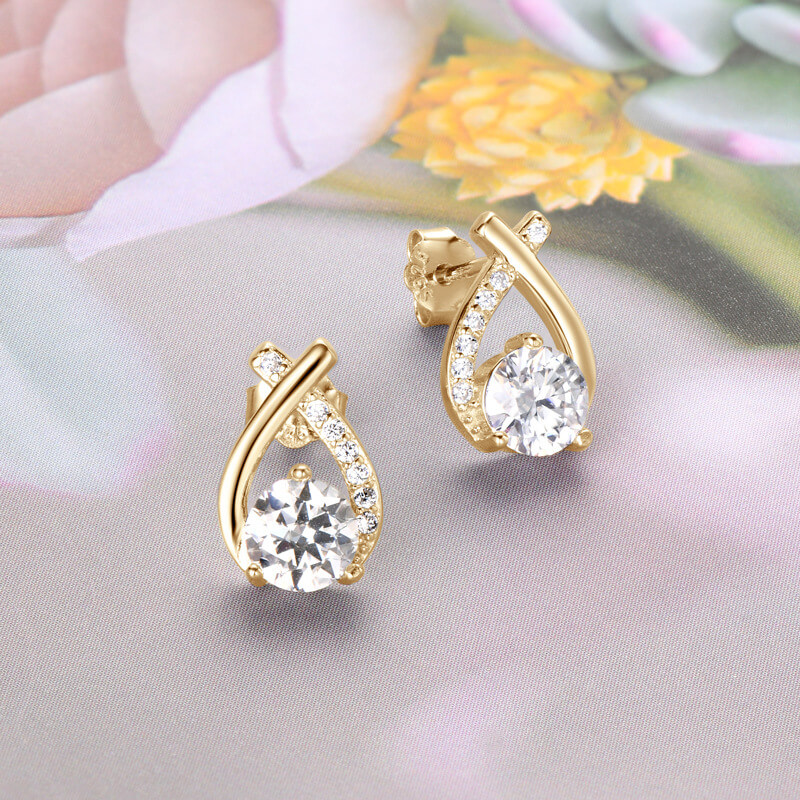 Moissanite Studs Earrings with Geometric Design