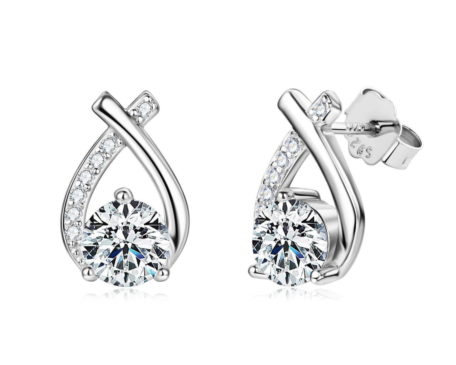 Moissanite Studs Earrings with Geometric Design