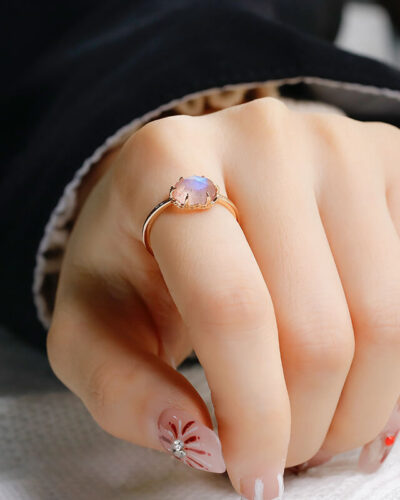 Alternativní pohled na Natural Labradorite and Rose Quartz Sterling Silver Ring