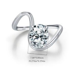 Niche Style 925 Sterling Silver Cubic Zirconia Ring size 2