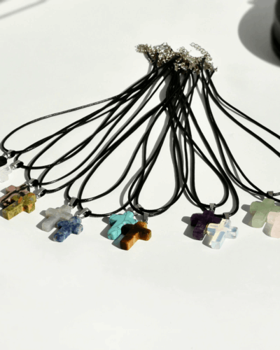 Healing Crystal Cross Pendant Crystal Necklace for Women and Men Wholesale
