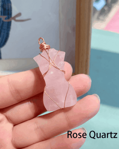 Female Model Unique Crystal Necklace Natural Crystal Pendant Bulk