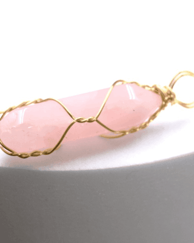 Wholesale Handmade Natural Hexagonal Crystal Necklace