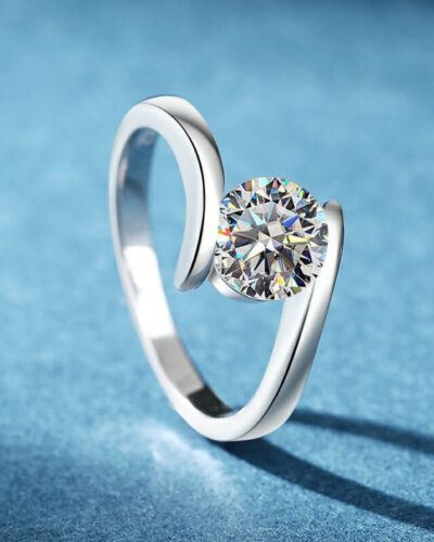 Round Moissanite Engagement Ring with 925 Sterling Silver