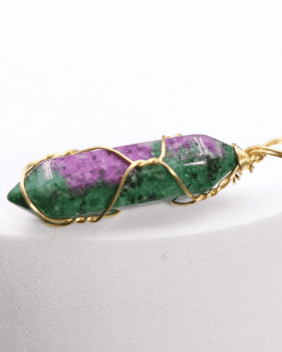 Wholesale Handmade Natural Hexagonal Crystal Necklace