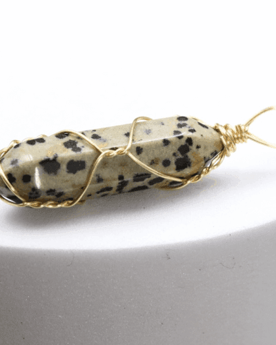 Wholesale Handmade Natural Hexagonal Crystal Necklace