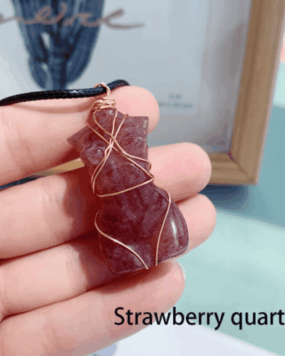 Female Model Unique Crystal Necklace Natural Crystal Pendant Bulk