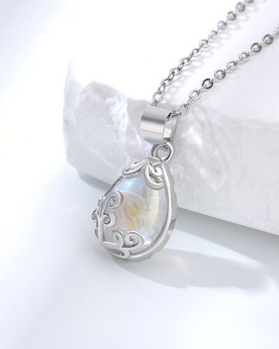 Teardrop Pendant 925 Sterling Silver Moonstone Necklaceの別ビュー