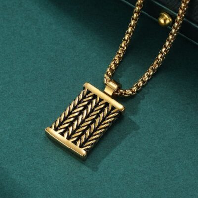 Thick Stainless Men's Chain with Twisted Pattern Pendant (1)