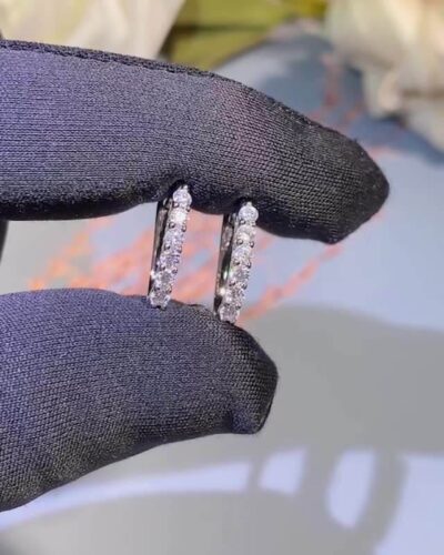 Vaihtoehtoinen näkymä U Shape Moissanite Earrings with 925 Sterling Silver:stä