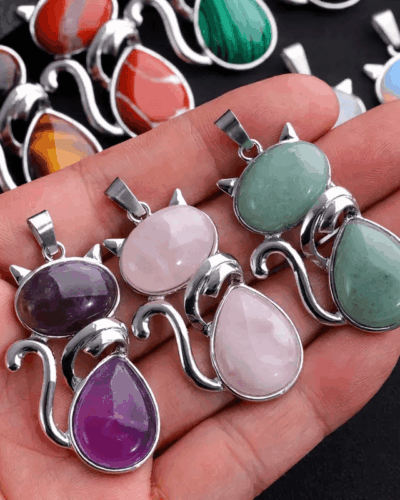 10 Pcs Wholesale Mixed Cat Natural Crystal Pendants