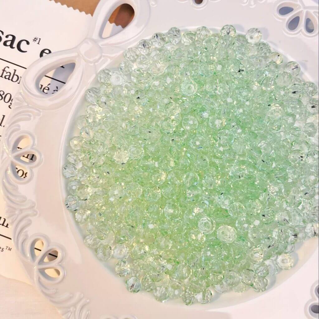 180Pcs 8*6mm Glass Rhombic Flat Beads for Jewelry Making - Afbeelding 3