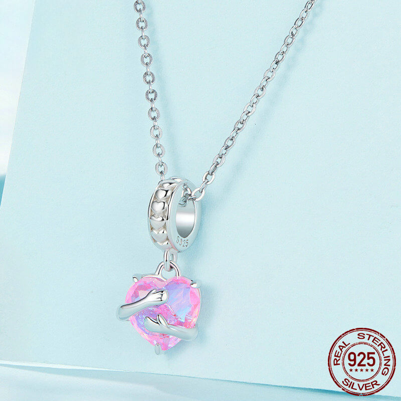 925 Sterling Silver Heart Pendant with Hugging Gesture - Kuva 3