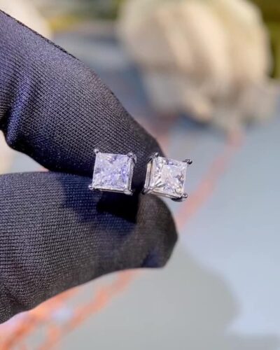 925 Sterling Silver Square Cut Moissanite Earringの別ビュー