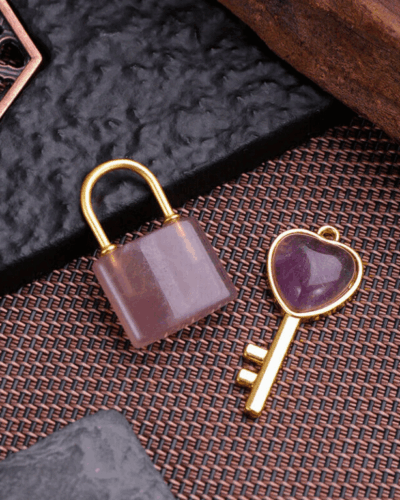 Crystal Customized Couple Pendants Wholesale Lock & Key Set